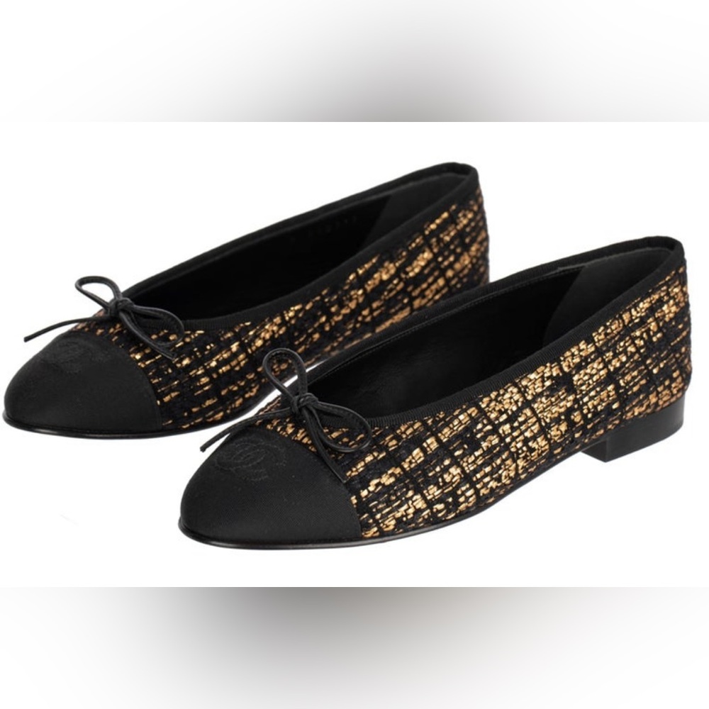CHANEL Black and Gold Ballet Flats